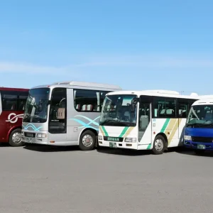 貸切バス車種の違いを徹底比較