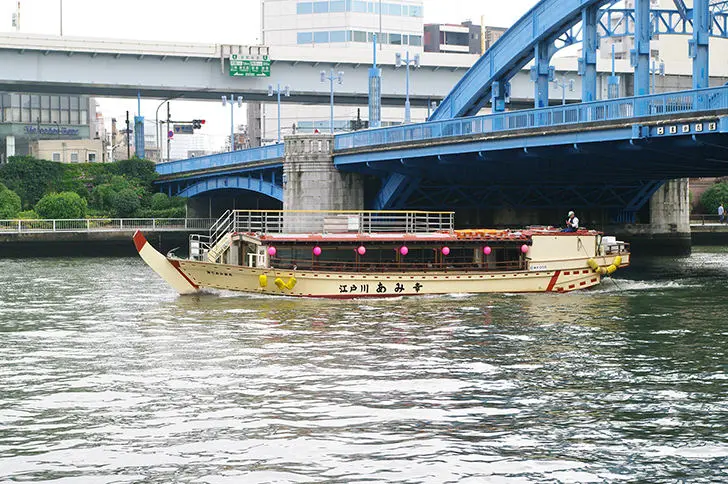 東京貸切バスツアー屋形船の旅