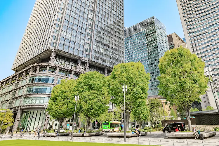 東京の貸切バス配車場所「東京駅 丸の内ビルディング」