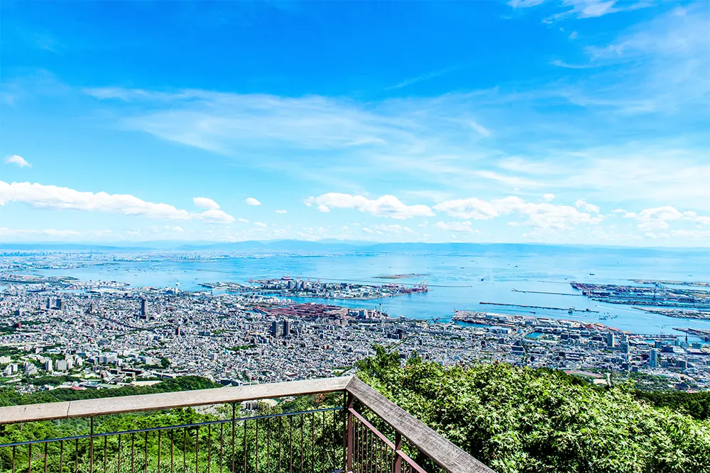 兵庫県神戸市にある摩耶山「掬星台」からの眺望