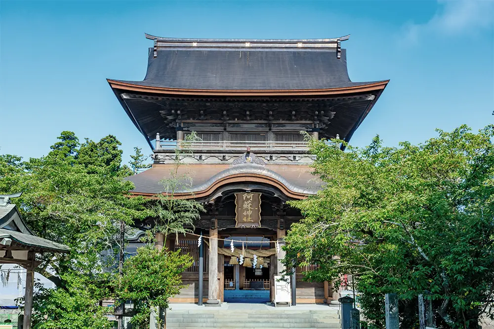 熊本「阿蘇神社」の楼門