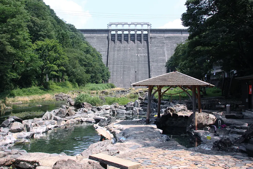 岡山「湯原温泉」の共同露天風呂・砂湯