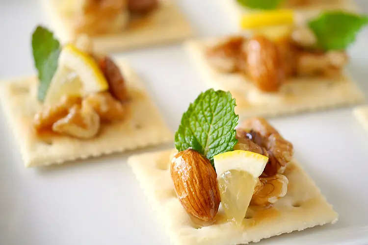 イベントケータリングで食事のおもてなし