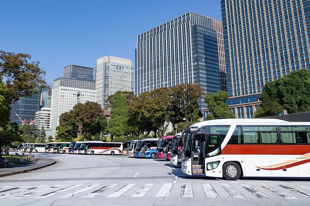 東京都で貸切バスを予約するための利用ガイド