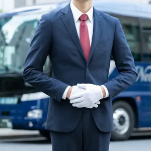 運転手付き貸切バスとバスレンタカーの違い