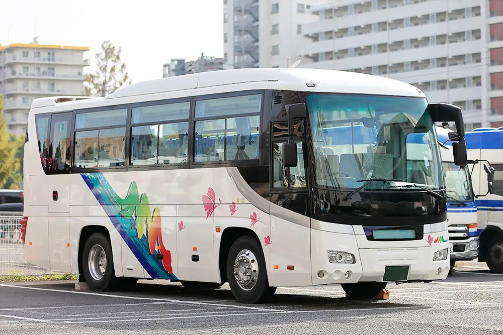 中型バスレンタル料金相場ガイド